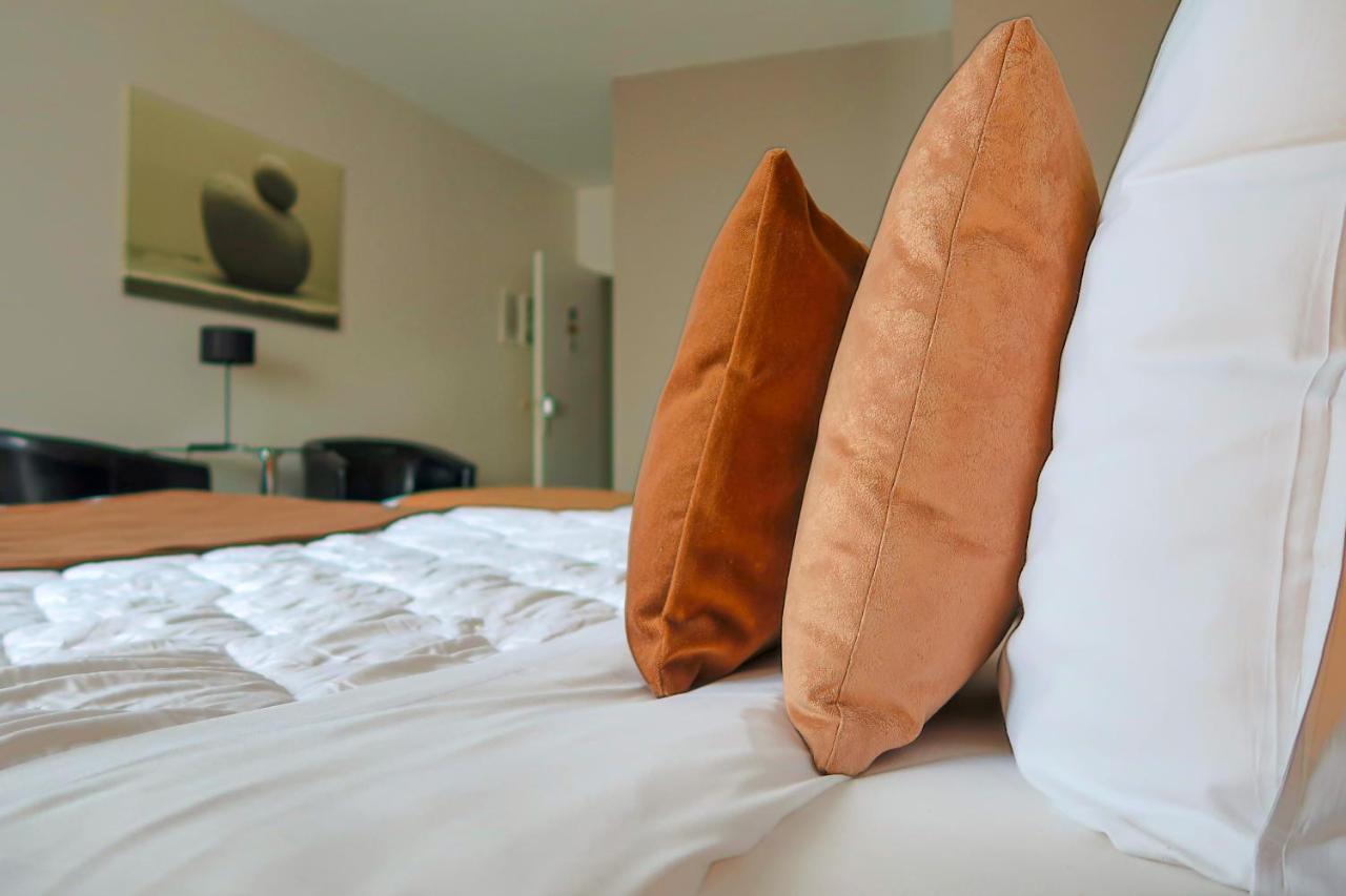 Hotel Adoma Gand Esterno foto