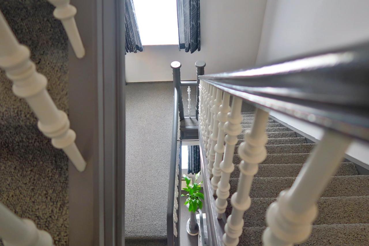 Hotel Adoma Gand Esterno foto